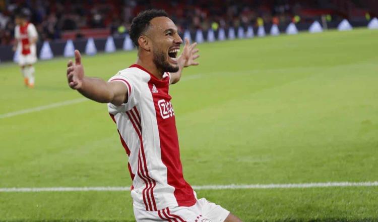 Gana Ajax 2-1 al Vitesse Arnhem, pese a expulsión del mexicano Edson Álvarez