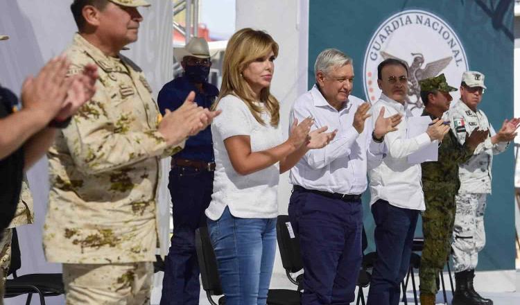 Acusa Adrián LeBarón que el presidente “no los peló” en su visita a Sonora y que no hay avances en el caso de su familia