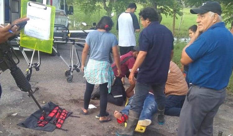 Arrollan a pareja de motociclistas en Huimanguillo… graves fueron hospitalizados