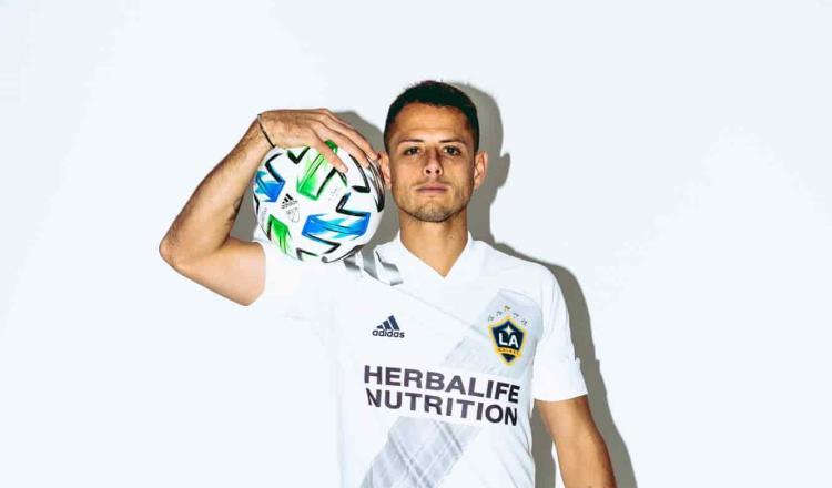 “Chicharito” anuncia el nacimiento de su hija Nala