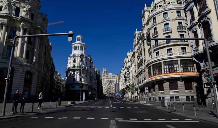 Vuelve Madrid al confinamiento en medio de luchas de poder: Peláez