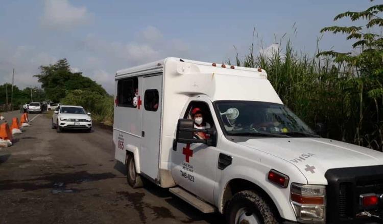 Reparte Cruz Roja despensas a familias damnificadas de Centro