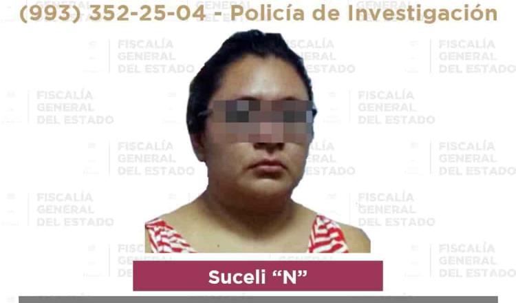 Detiene FGE a una mujer relacionada en adjudicación de obras en el Tec de Comalcalco