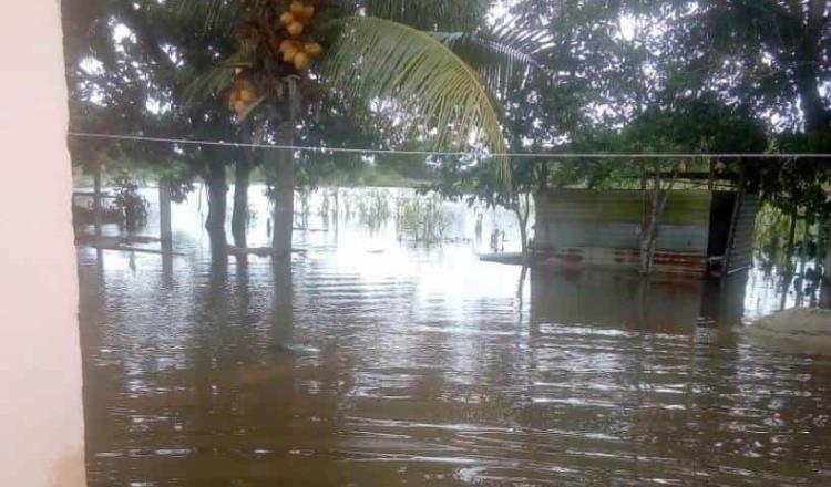 Denuncian que en Huimanguillo 70 comunidades inundadas no fueron censadas