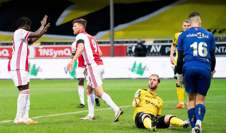 Golea el Ajax de Edson Álvarez 13-0 al Venlo en la Eredivisie