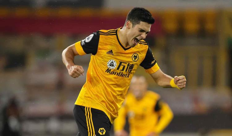 Con golazo, Raúl Jiménez rescata un punto para Wolves