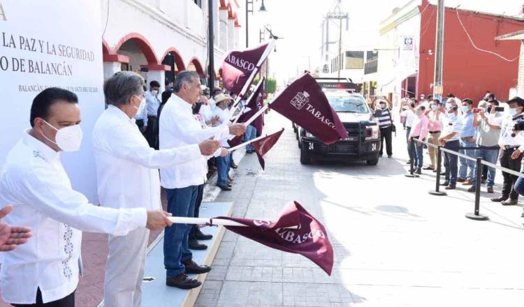 Inicia gobernador gira por municipios de Los Ríos; entregará patrullas