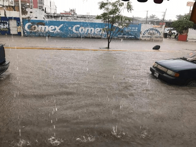 Sufre Villahermosa anegaciones por lluvias del frente frío 9