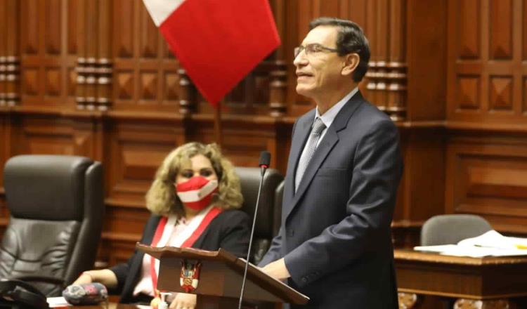 Destituyen a presidente de Perú por considerar que incurrió en incapacidad moral