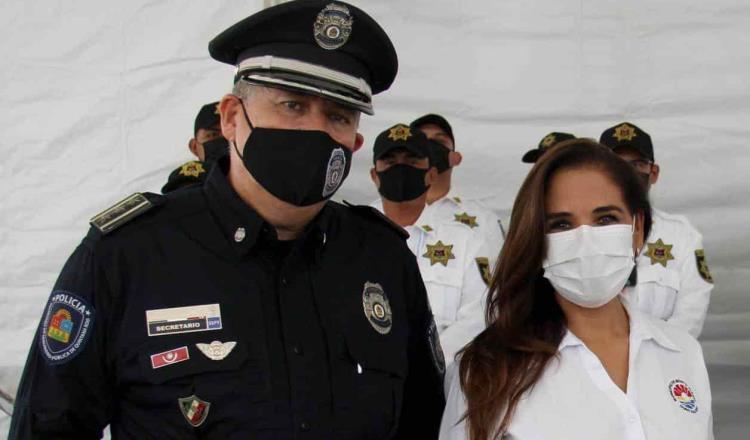 Separan de su cargo a inspector de la policía de Quintana Roo, tras agresión a manifestantes