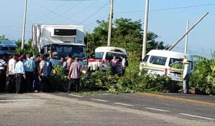 Advierten pobladores de Tamulté de las Sabanas bloqueos de carretera para exigir destitución de Bartlett