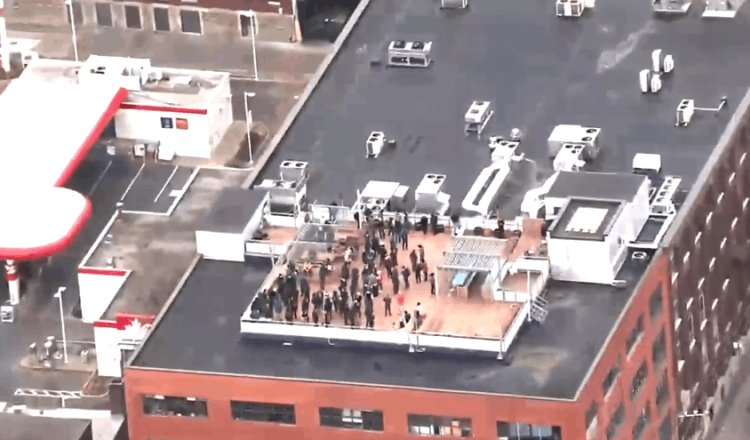 Policía de Montreal realiza operativo tras posible toma de rehenes en edificio de la empresa Ubisoft