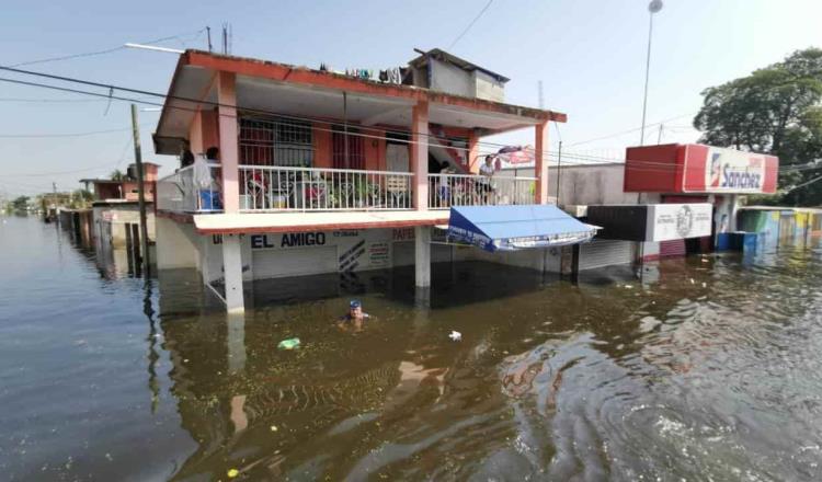 Suman 302 mil el número de afectados por inundaciones en Tabasco: Protección Civil nacional