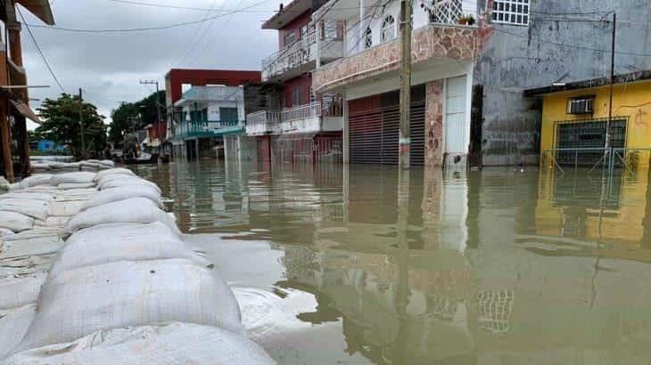 Las regiones de los Ríos y Pantanos, complicadas por inundaciones, destaca Protección Civil