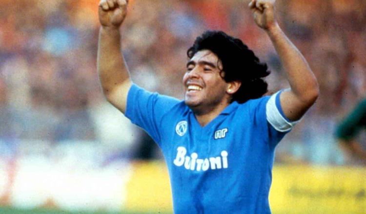 AMLO recuerda la “congruencia de ideales” de Maradona