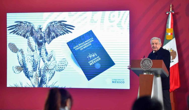 Presenta Obrador la “Guía Ética para la transformación de México”