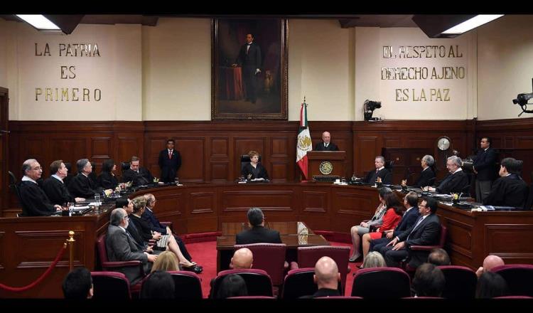 “Esto no se termina”, dice López Obrador a ministros que siguen cobrando hasta 700 mil pesos mensuales