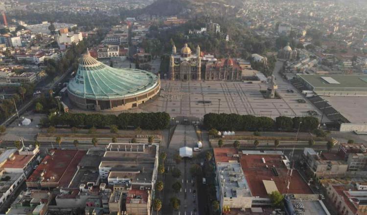 Felicita AMLO a fieles por no visitar la Basílica de Guadalupe durante festejos a la Virgen