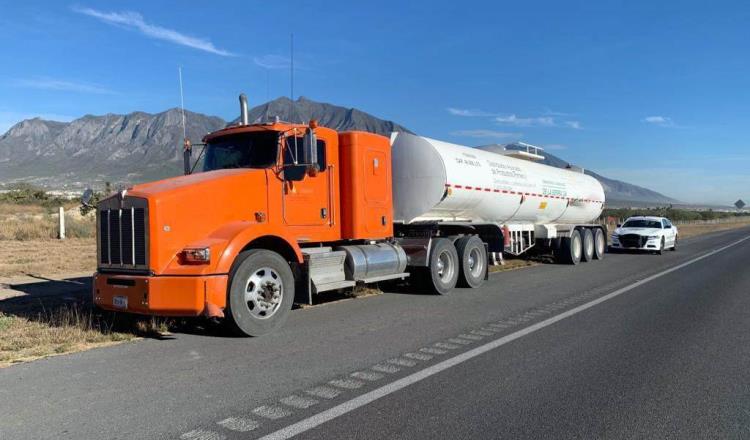 Decomisa GN 44 mil litros de hidrocarburo robado en Nuevo León