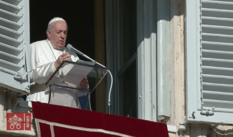 Advierte el Papa Francisco que el consumismo ha secuestrado la Navidad