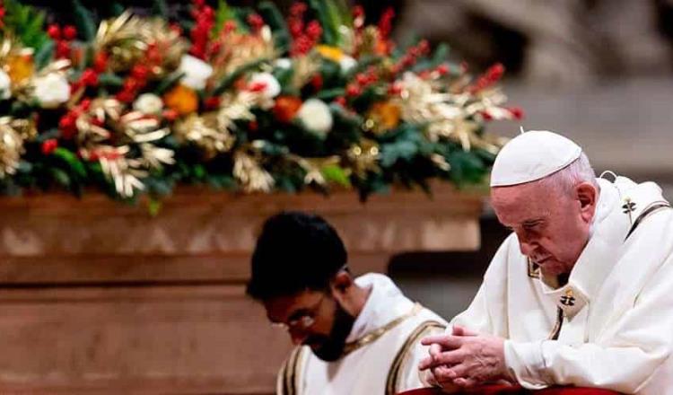 Fraternidad humana, no violencia contra la mujer y matrimonio, entre las intenciones de oración del Papa para 2021