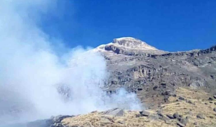 Continúan trabajos para sofocar incendio forestal en faldas del volcán Iztaccíhuatl; se ha controlado el 50%