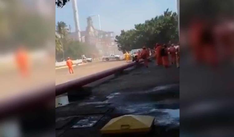 Reportan explosión en refinería Antonio Dovalí de Pemex en Salina Cruz 