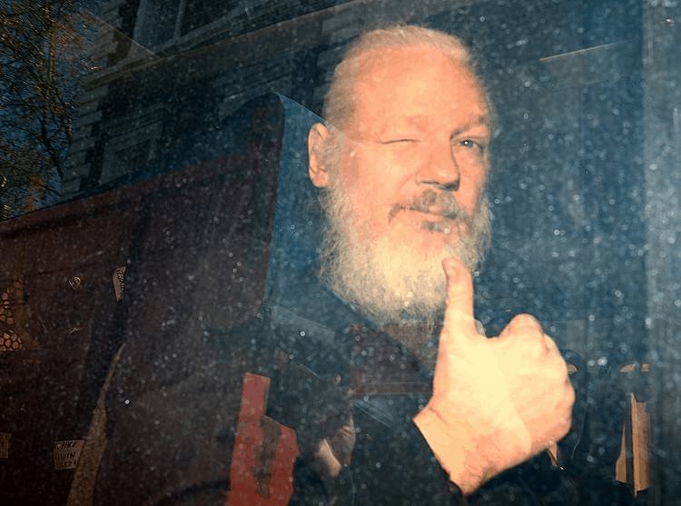 Gobierno de México en comunicación con defensa de Assange para darle asilo político