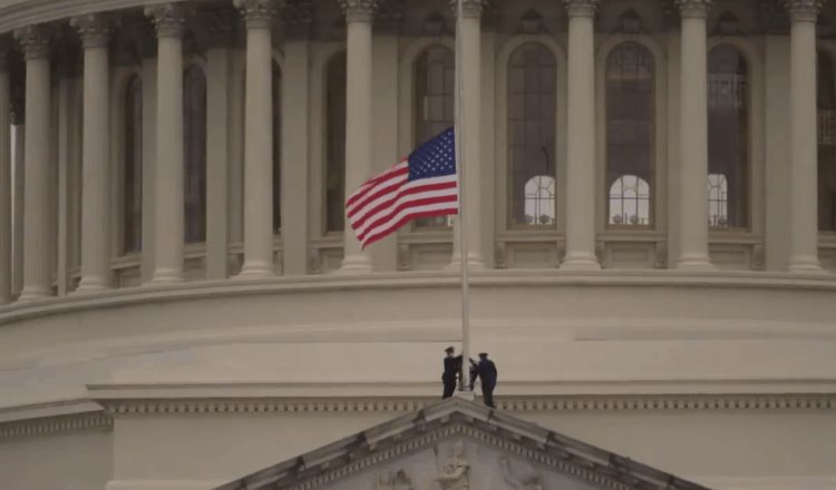 Izan a media asta banderas del Capitolio… tras muerte de policía