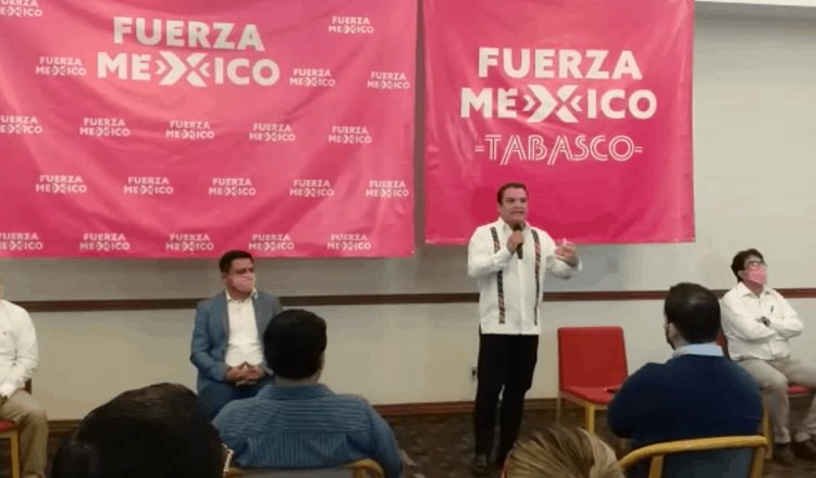 Toman protesta a nuevos integrantes del Comité Directivo Estatal del partido Fuerza por México