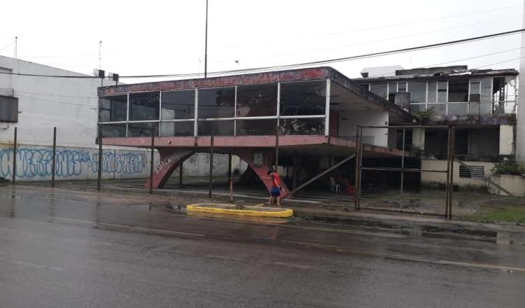 Anuncian rescate del antiguo edificio de la cacaotera del malecón de Villahermosa