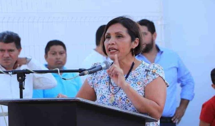 “Justifica” alcaldesa de Comalcalco presencia de Lorena Méndez en evento de gobierno