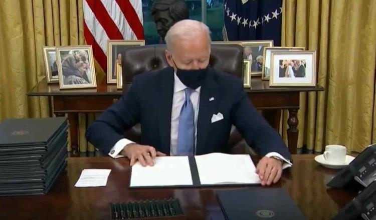 Biden firma decretos ejecutivos sobre políticas en energía, inmigración y cambio climático