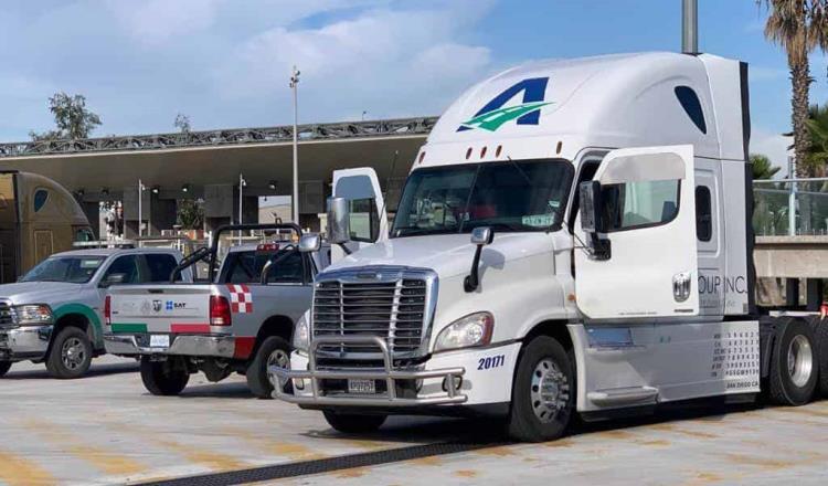 Cesa Administración de Aduanas a tres funcionarios de Baja California por presunta “red de influencias”
