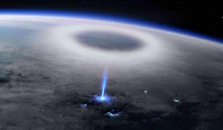 Capta Estación Espacial Internacional un extraño rayo azul saliendo de la Tierra 