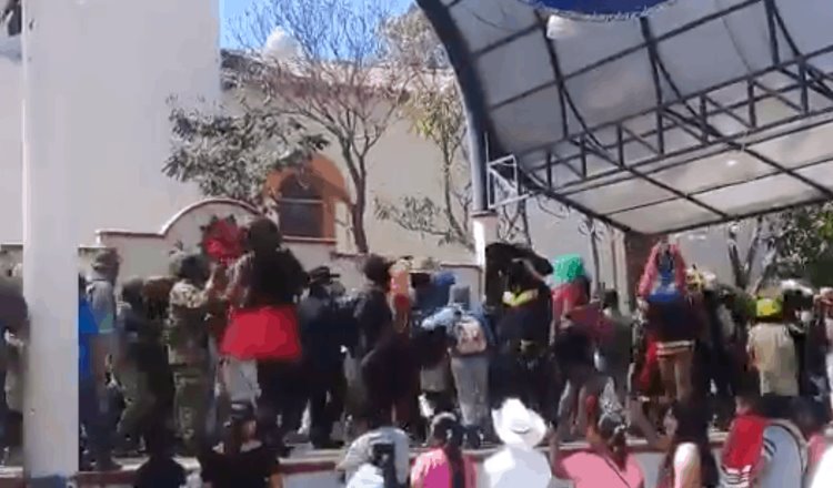 Pese a la pandemia, habitantes de Venustiano Carranza, Chiapas, celebran el carnaval Totik 
