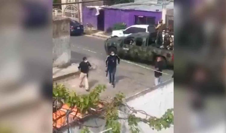 Balacera en Cancún entre policías y delincuentes deja 18 detenidos y varios heridos
