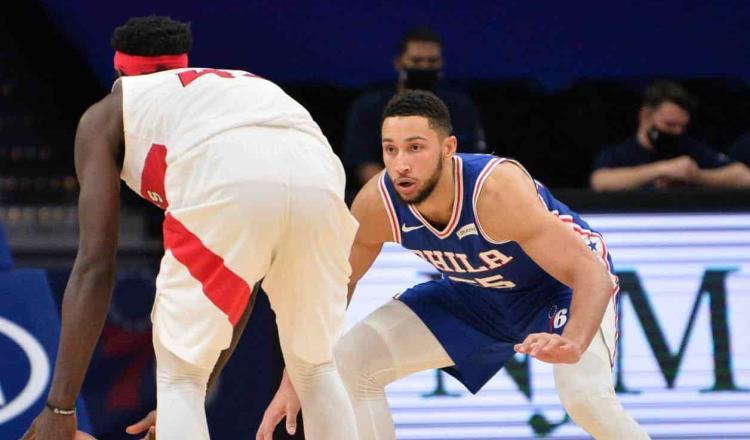 NBA sigue aplazando juegos; Spurs reporta brote de cuatro jugadores
