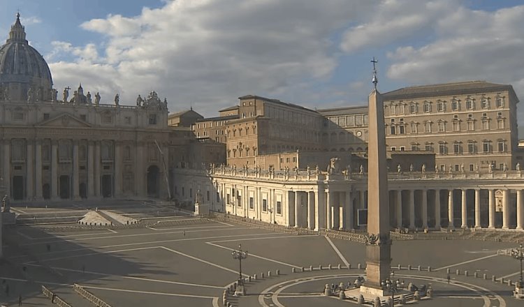 El Vaticano advierte que podría despedir a empleados que no se vacunen contra COVID