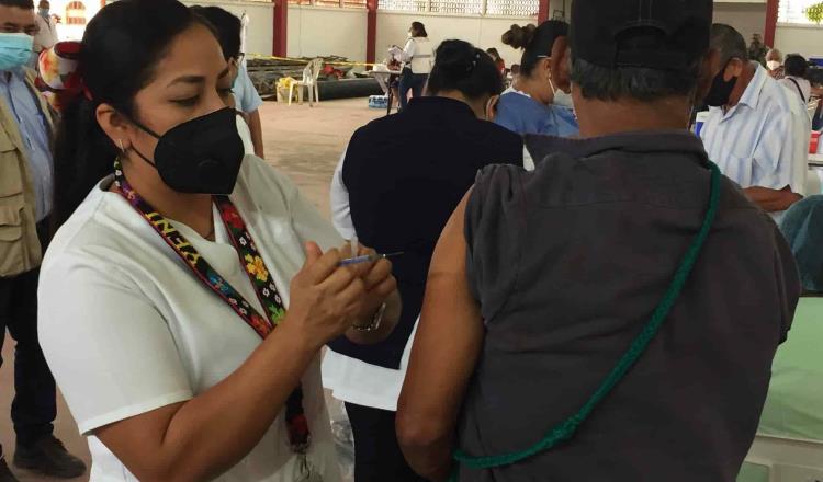 Se reanuda hoy jueves vacunación de adultos mayores en 4 comunidades de Cárdenas e inicia en Huimanguillo