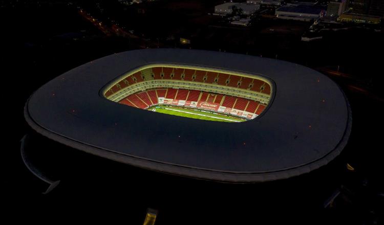 Chivas no podrá abrir el Estadio Akron a aficionados contra Pumas