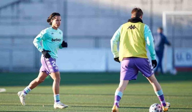 Diego Lainez regresaría en duelo contra el Cádiz