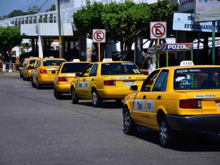 Taxis amarillos que no cambien cromática no podrán hacer ningún trámite: Semovi
