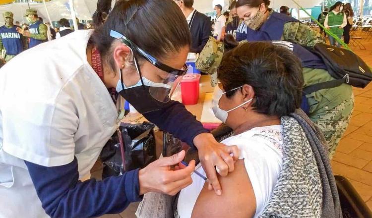 Hacienda estima que para agosto, entre 60 y 80 millones de mexicanos ya estarán vacunados contra la COVID-19