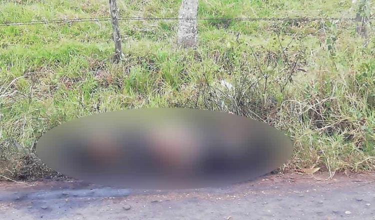 Encuentran cuerpo parcialmente calcinado en carretera vecinal en Macuspana
