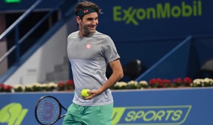 Tras 13 meses de ausencia, Federer regresa triunfal a Qatar