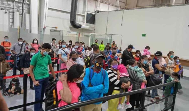 Detiene migración a 95 centroamericanos en el aeropuerto de Monterrey; llegaron en vuelos de Tabasco y Quintana Roo