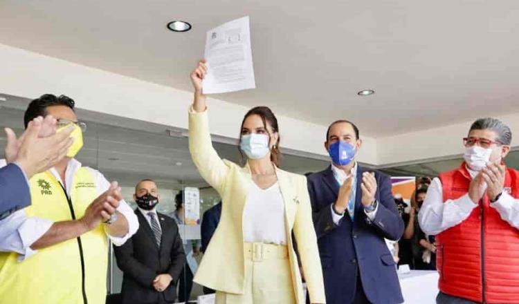 Formaliza Lupita Jones su registro como candidata del PRI-PAN-PRD a la gubernatura de Baja California