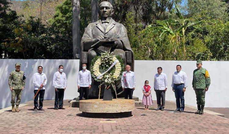 México vive con libertades, se combate la corrupción y se atiende a los más desamparados tras cuatro décadas neoliberales: Obrador