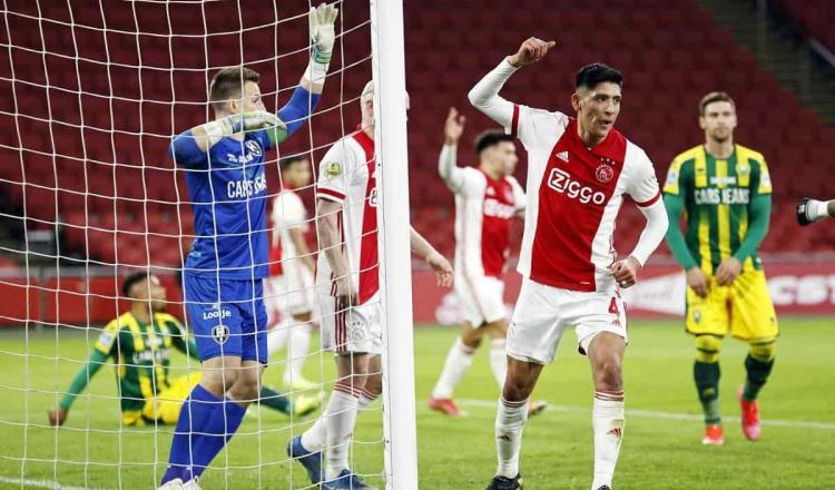 Edson Álvarez anota en goliza del Ajax al Den Haag